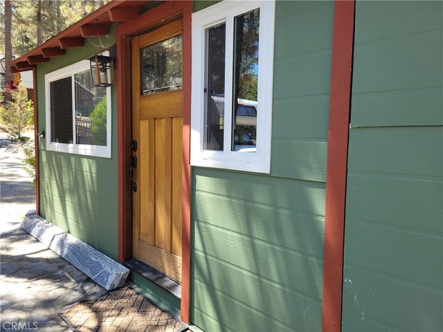 1116 Lark Road, Wrightwood, CA 92397