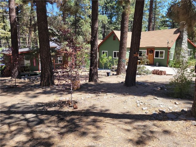 1116 Lark Road, Wrightwood, CA 92397