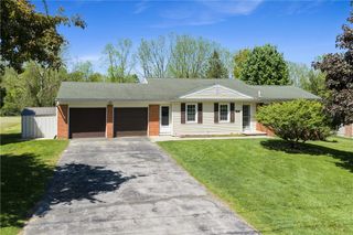 7277 Mcdonald Drive, Lima, NY 14485