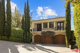 587 Entrada Drive, Santa Monica, CA 90402