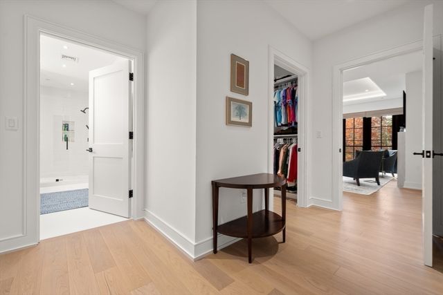 148 Weston Rd 208, Wellesley, MA 02482