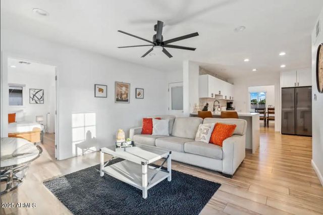 8302 E Windsor Avenue, Scottsdale, AZ 85257