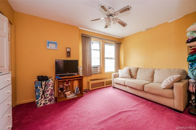 251 Smith Street, Freeport, NY 11520