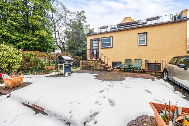 251 Smith Street, Freeport, NY 11520