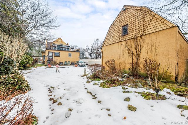 251 Smith Street, Freeport, NY 11520