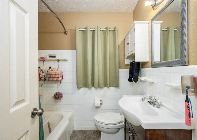 4430 NW 17th Street, Oklahoma City, OK 73107