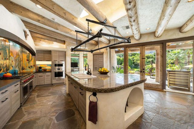 475 S Via Las Palmas, Palm Springs, CA 92262