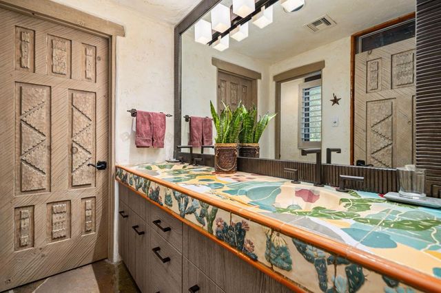 475 S Via Las Palmas, Palm Springs, CA 92262