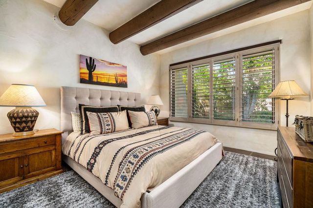 475 S Via Las Palmas, Palm Springs, CA 92262