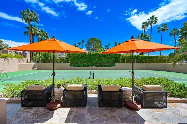 475 S Via Las Palmas, Palm Springs, CA 92262