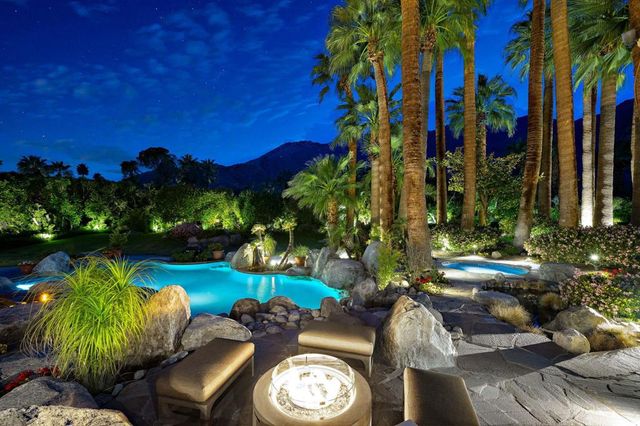 475 S Via Las Palmas, Palm Springs, CA 92262