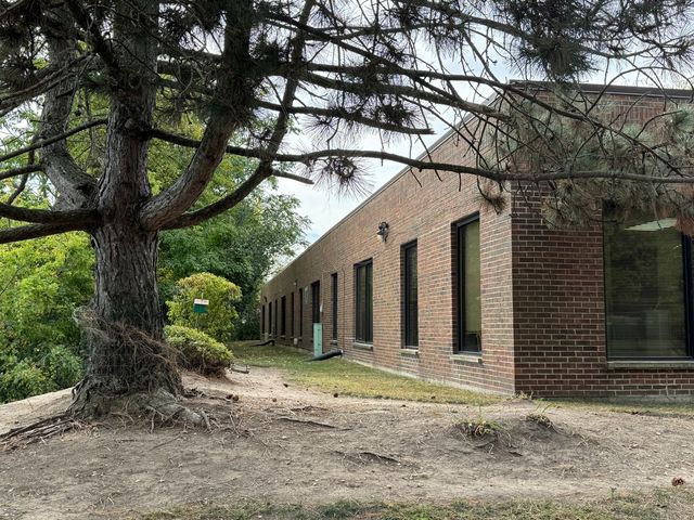 34 N ISLAND Avenue G, Batavia, IL 60510