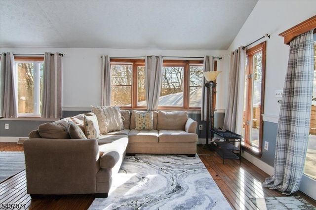 16 High St, Blairstown Twp., NJ 07825