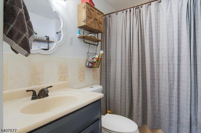 16 High St, Blairstown Twp., NJ 07825