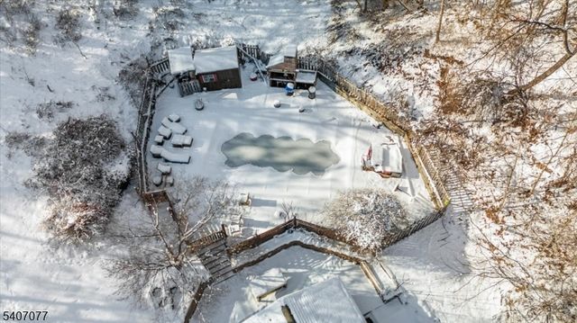 16 High St, Blairstown Twp., NJ 07825