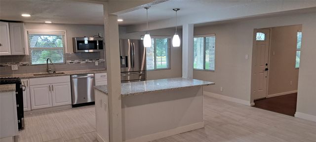 2200 Downing LN, Leander, TX 78641