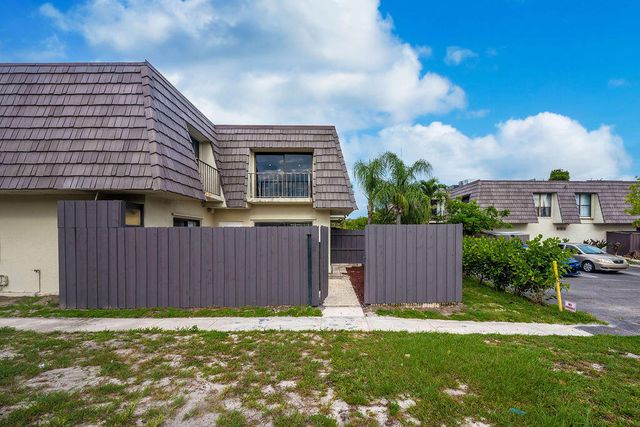 1773 N Congress Avenue, West Palm Beach, FL 33401