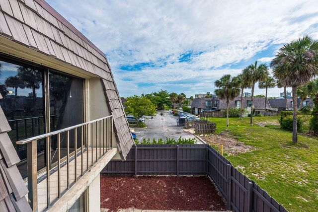 1773 N Congress Avenue, West Palm Beach, FL 33401