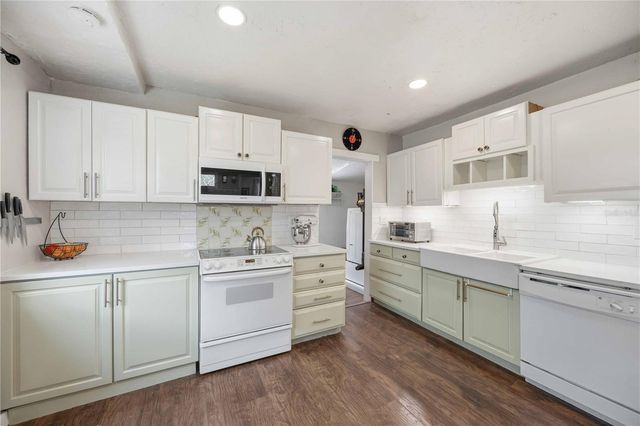 1223 12TH AVENUE W, Bradenton, FL 34205