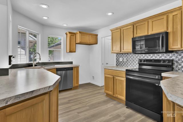 2823 E Maryland Ave., Nampa, ID 83686