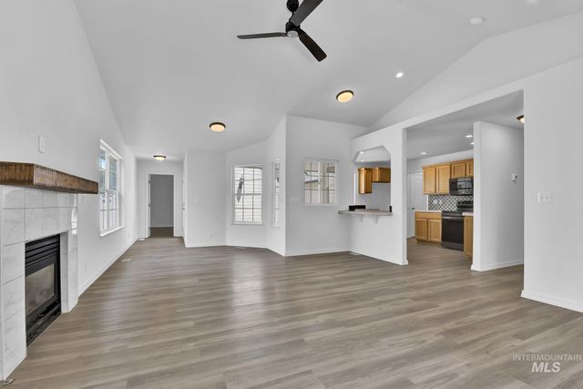 2823 E Maryland Ave., Nampa, ID 83686