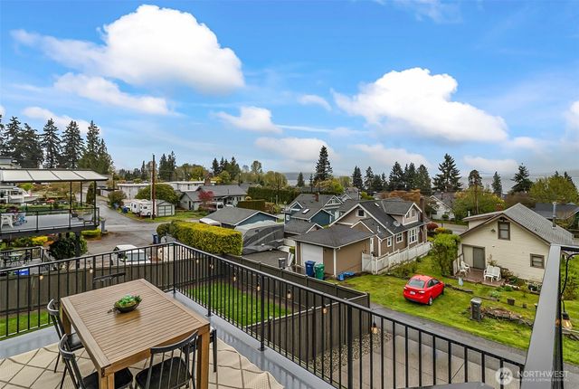 914 6th Street, Mukilteo, WA 98275