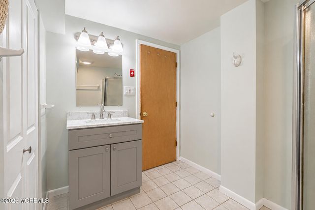 11 Ash Street, Eatontown, NJ 07724