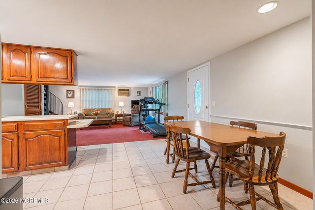 11 Ash Street, Eatontown, NJ 07724