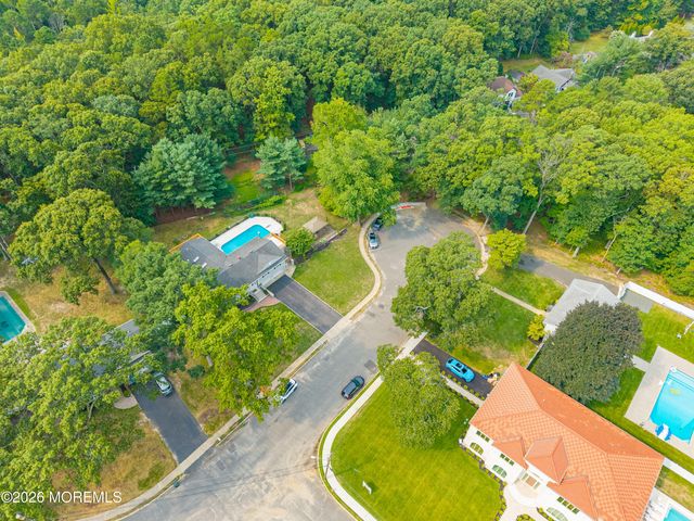 11 Ash Street, Eatontown, NJ 07724