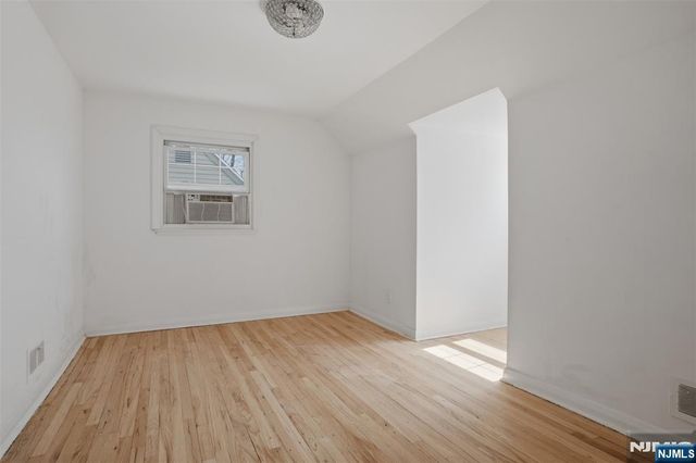 263 Genesee Avenue, Englewood, NJ 07631