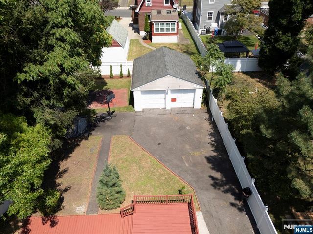 263 Genesee Avenue, Englewood, NJ 07631