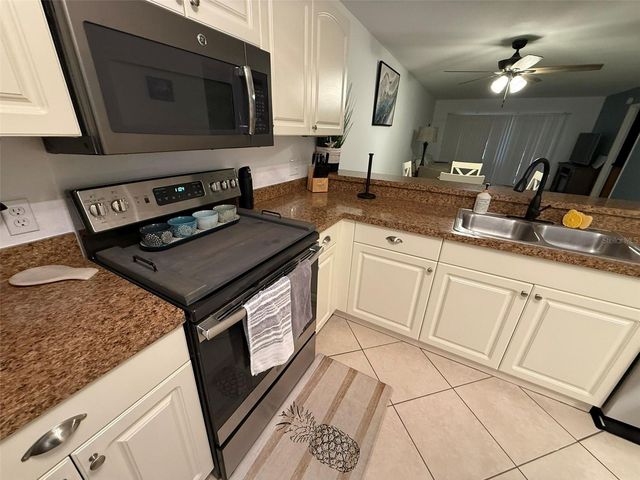 175 KINGS HIGHWAY Unit 1127, Punta Gorda, FL 33983