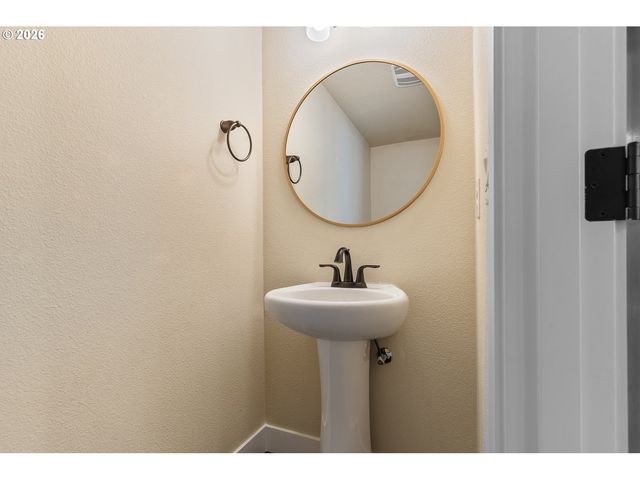 28857 Sw GENEVA Loop, Wilsonville, OR 97070