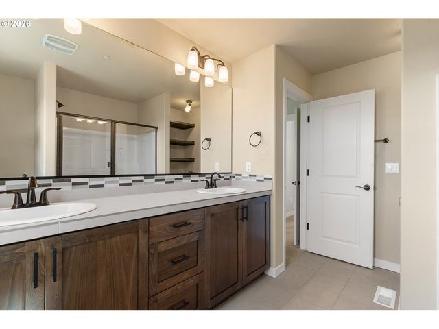 28857 Sw GENEVA Loop, Wilsonville, OR 97070