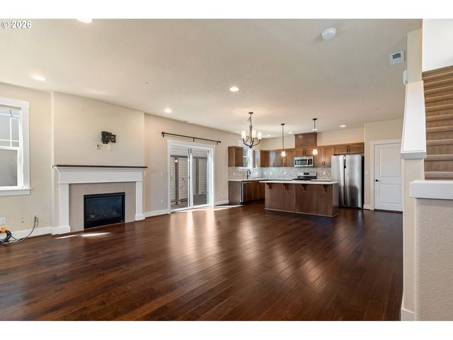 28857 Sw GENEVA Loop, Wilsonville, OR 97070