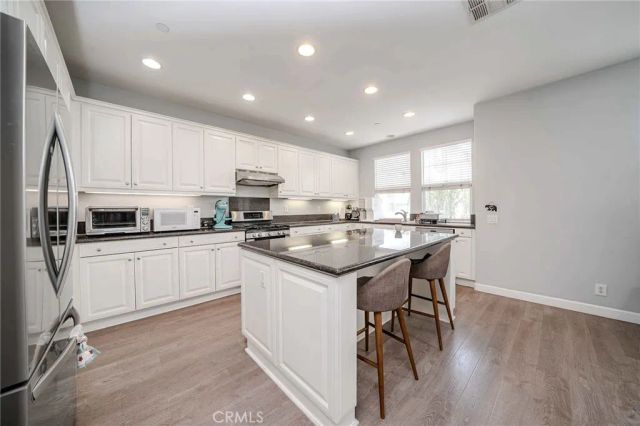 2090 Arnold, Fullerton, CA 92833