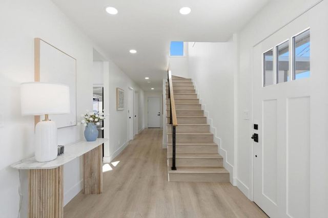 16972 Rolando Avenue, Castro Valley, CA 94546