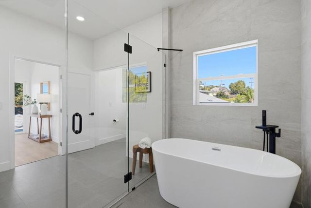 16972 Rolando Avenue, Castro Valley, CA 94546