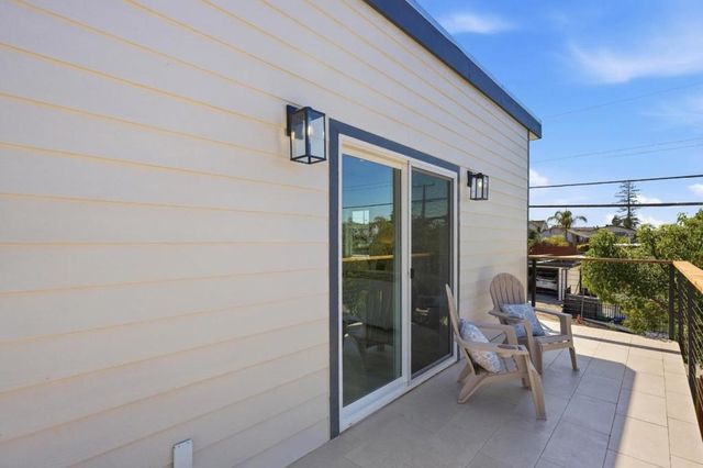 16972 Rolando Avenue, Castro Valley, CA 94546
