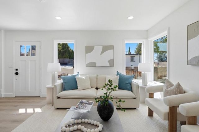 16972 Rolando Avenue, Castro Valley, CA 94546