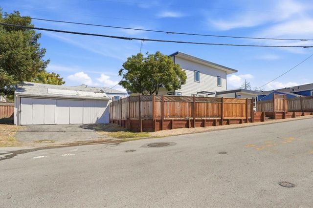 16972 Rolando Avenue, Castro Valley, CA 94546