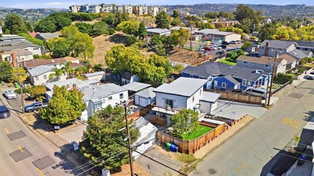 16972 Rolando Avenue, Castro Valley, CA 94546