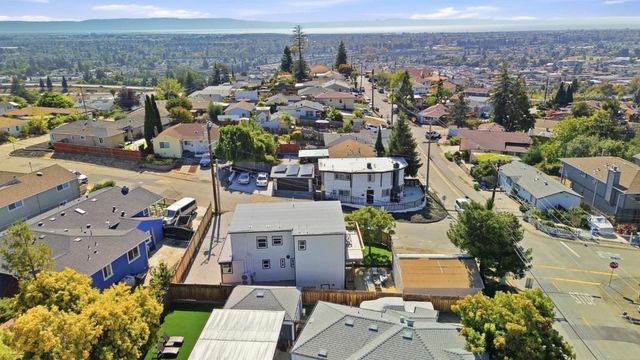 16972 Rolando Avenue, Castro Valley, CA 94546