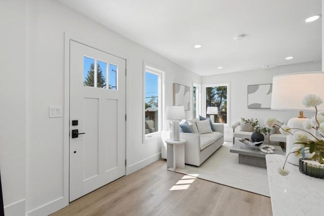 16972 Rolando Avenue, Castro Valley, CA 94546