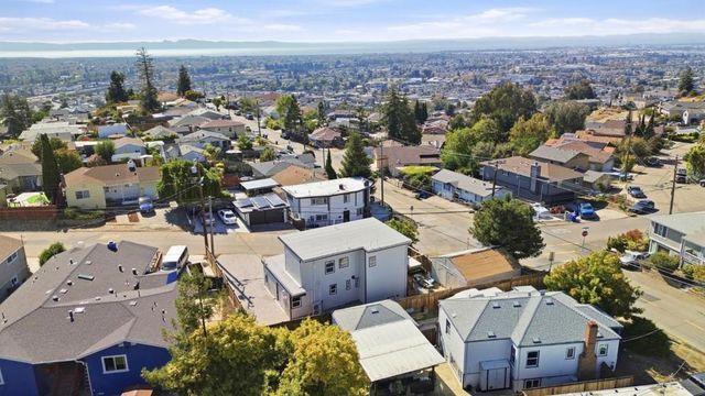 16972 Rolando Avenue, Castro Valley, CA 94546
