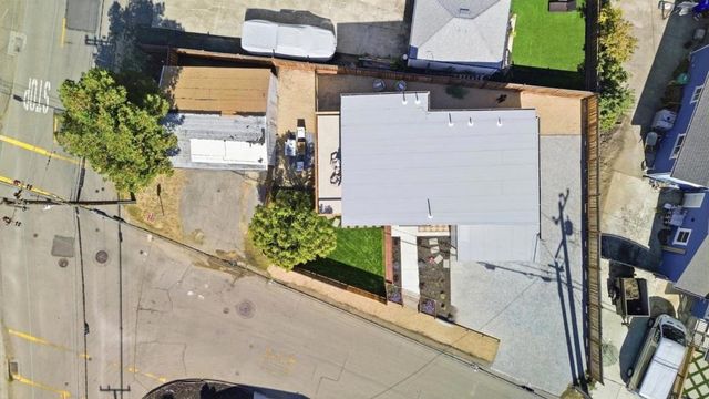 16972 Rolando Avenue, Castro Valley, CA 94546