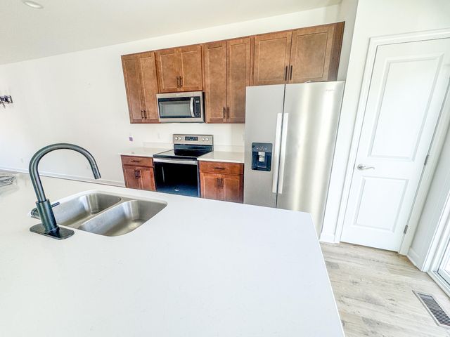 183 Broad ST, Daleville, VA 24083