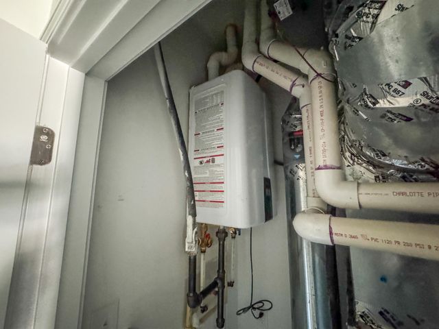 183 Broad ST, Daleville, VA 24083