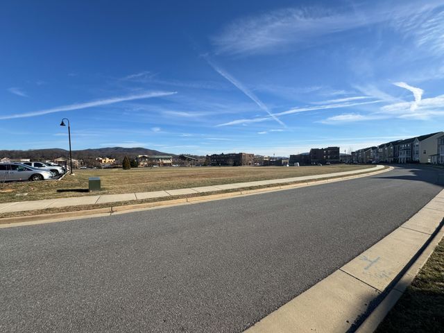 183 Broad ST, Daleville, VA 24083