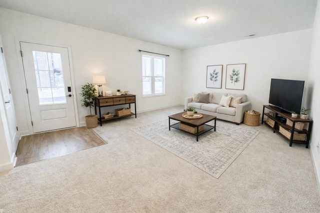 183 Broad ST, Daleville, VA 24083